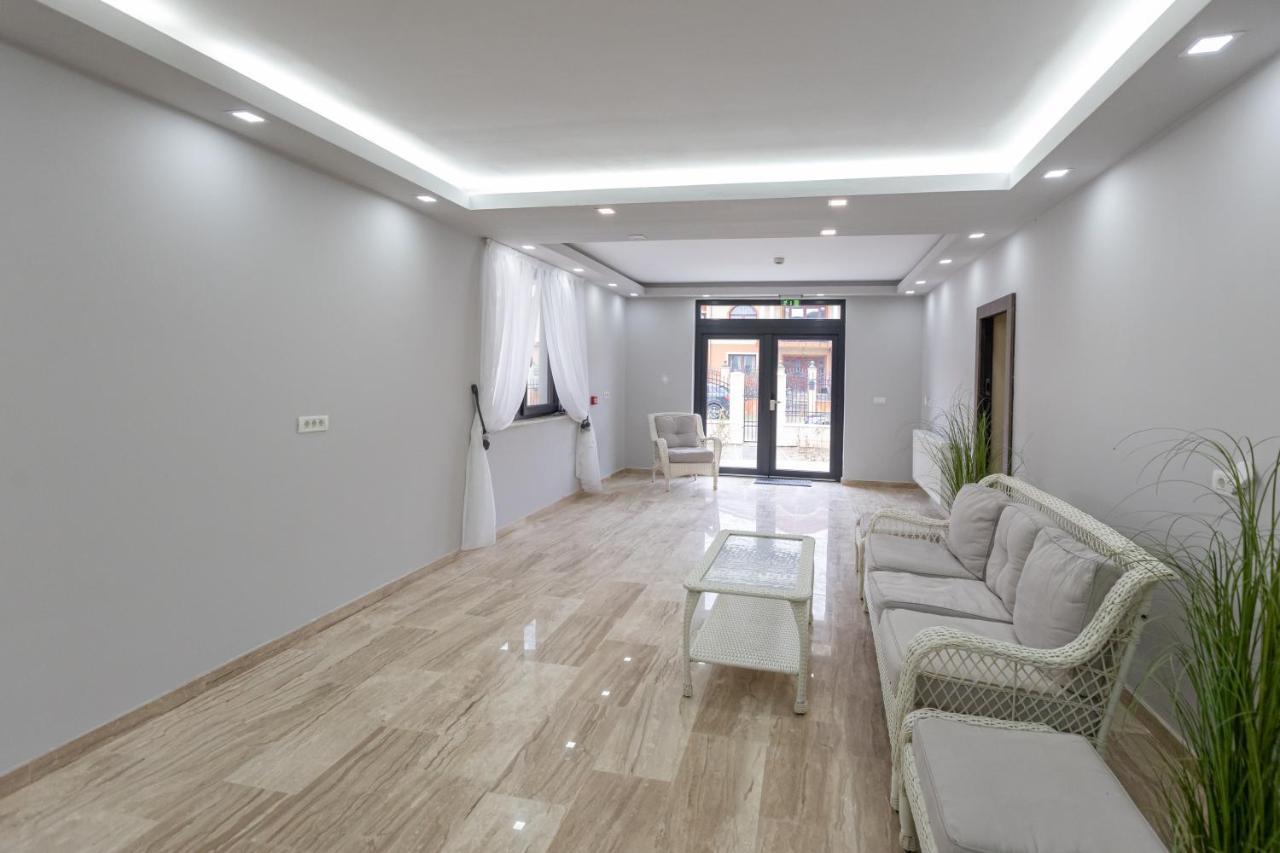 סנמרטין Villa Class מראה חיצוני תמונה
